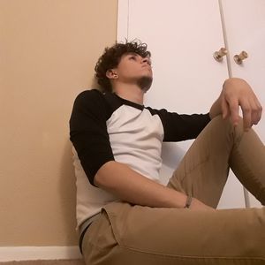 Meet your Posher, Fabio jose